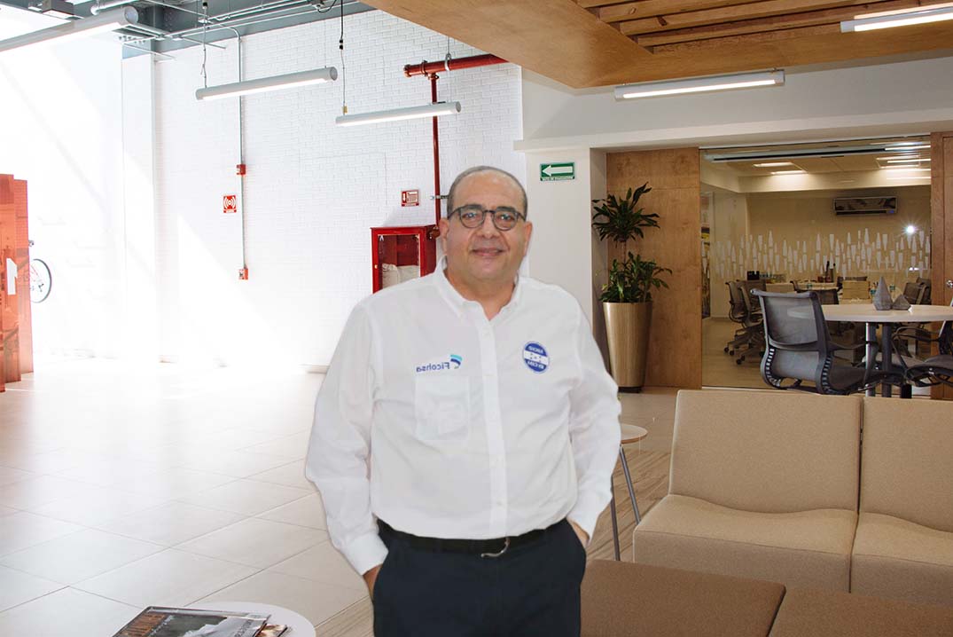 Camilo Atala Faraj clave en el desarrollo del Banco Ficohsa