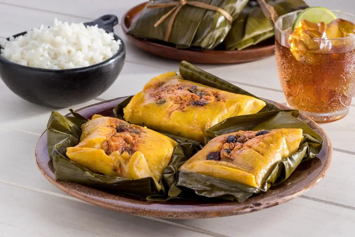 Descubre los diferentes tipos de tamales que se preparan en Panamá