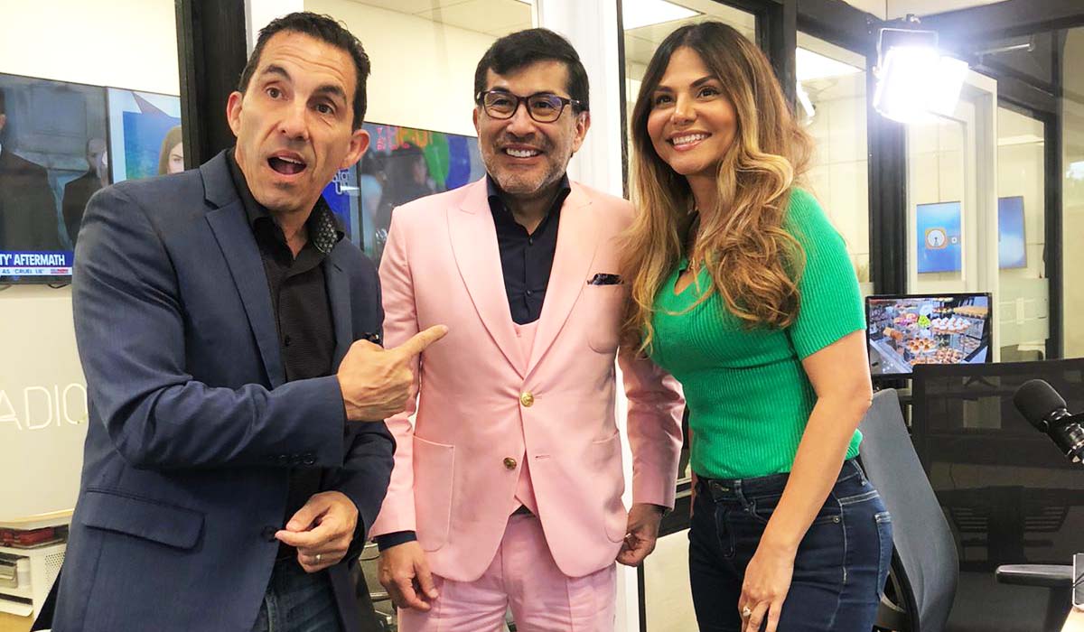 El dr Gabriel Cubillos es recibido como estrella en su gira por Florida