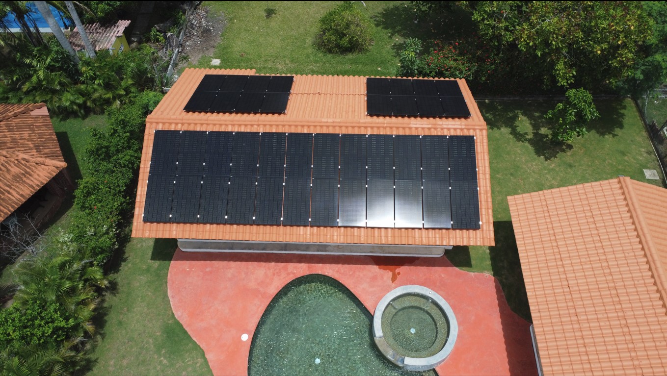 Si vives en Costa Rica, “La Casa de las Baterías” te ofrece paneles solares para tu casa ideal