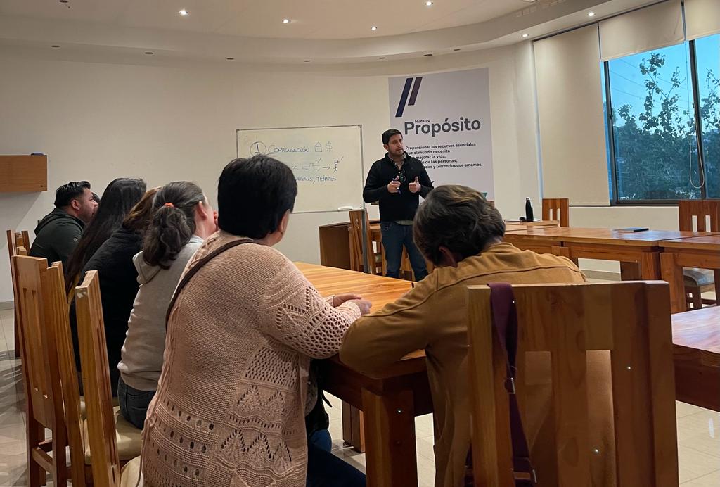 ¿Cómo puede una consultora de desempeño social con enfoque sostenible transformar tu empresa en Colombia?