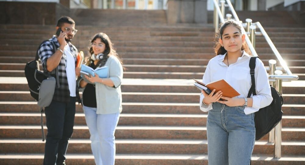Universidad Latina responde a los retos del sector industrial con Ingeniería Industrial